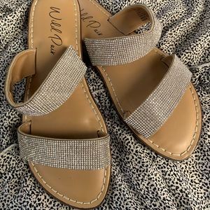 Sparkly Sandals🤍